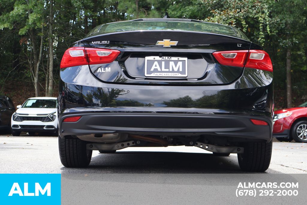 Used 2025 Black Chevrolet LT image 6