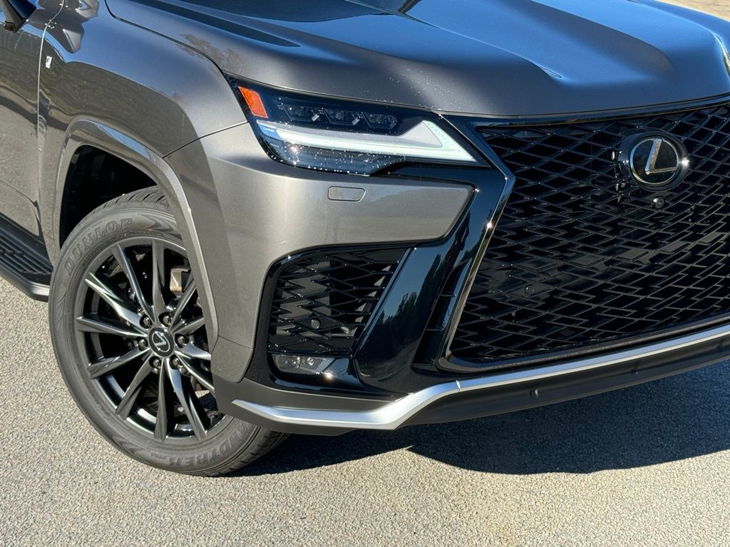 2024 Lexus LX 600 F SPORT 6