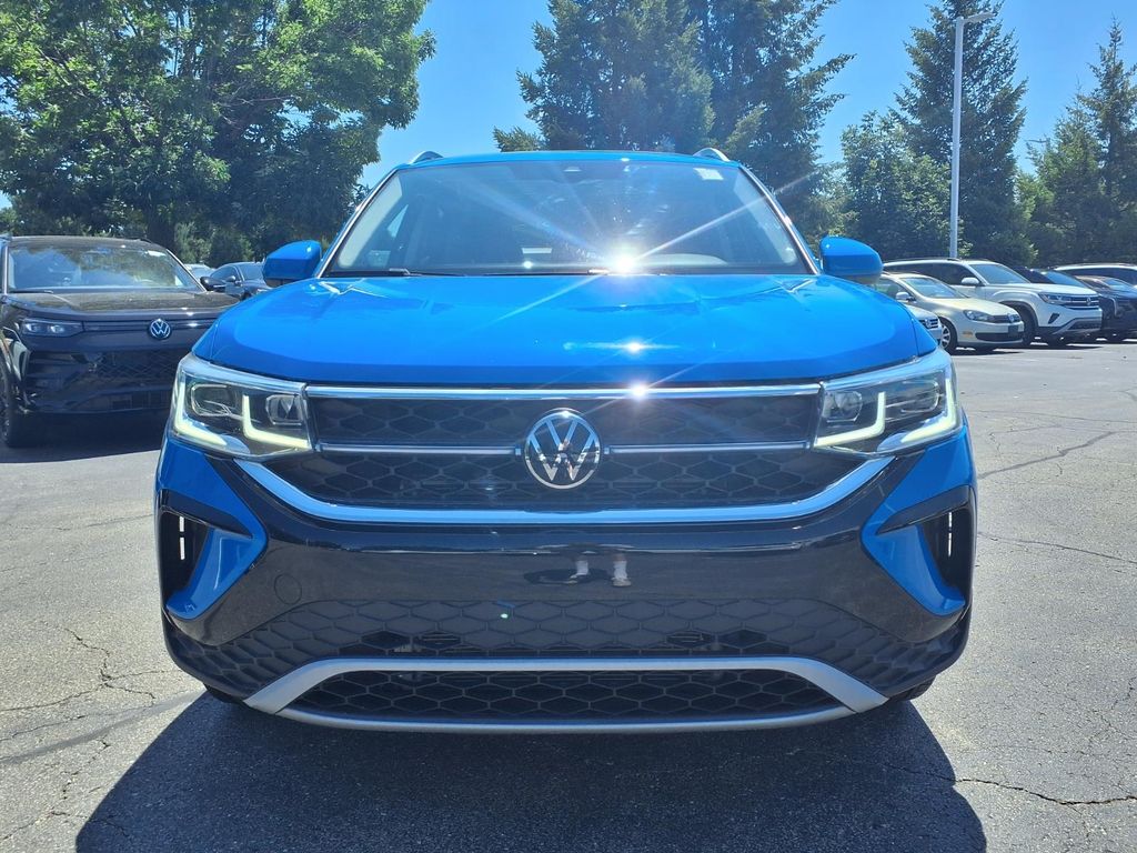 Certified Used 2023 Blue Volkswagen 1.5T SEL image 6
