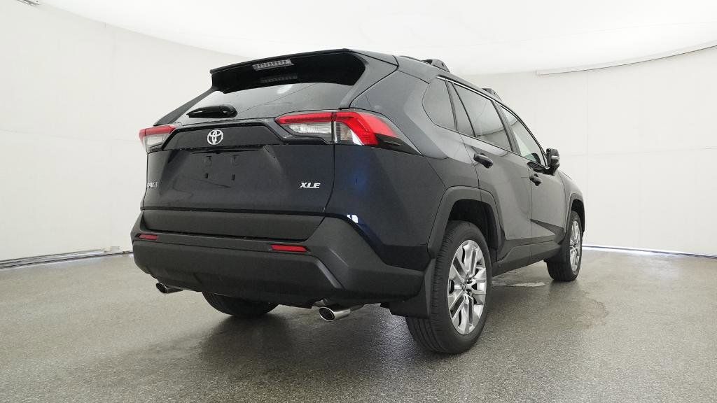 Thumbnail: 2025 Toyota RAV4 - 19