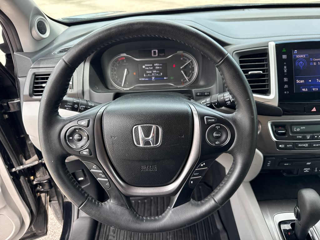 Used 2016  Honda EX-L image 14