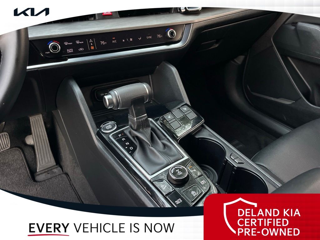 Used 2025 Kia Sportage SUV