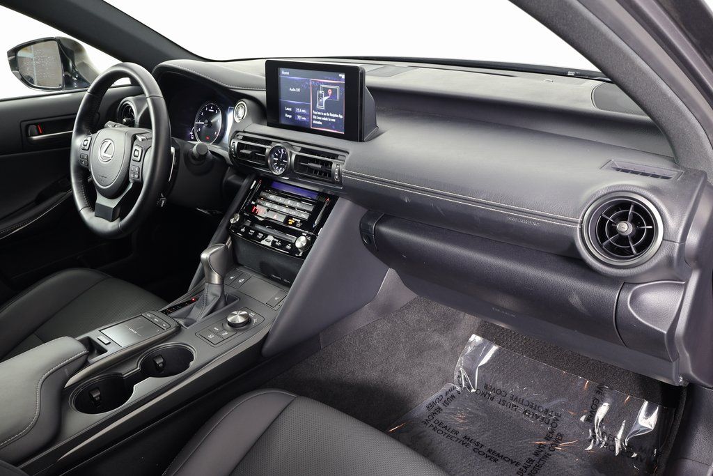 Thumbnail: 2025 Lexus IS - 9