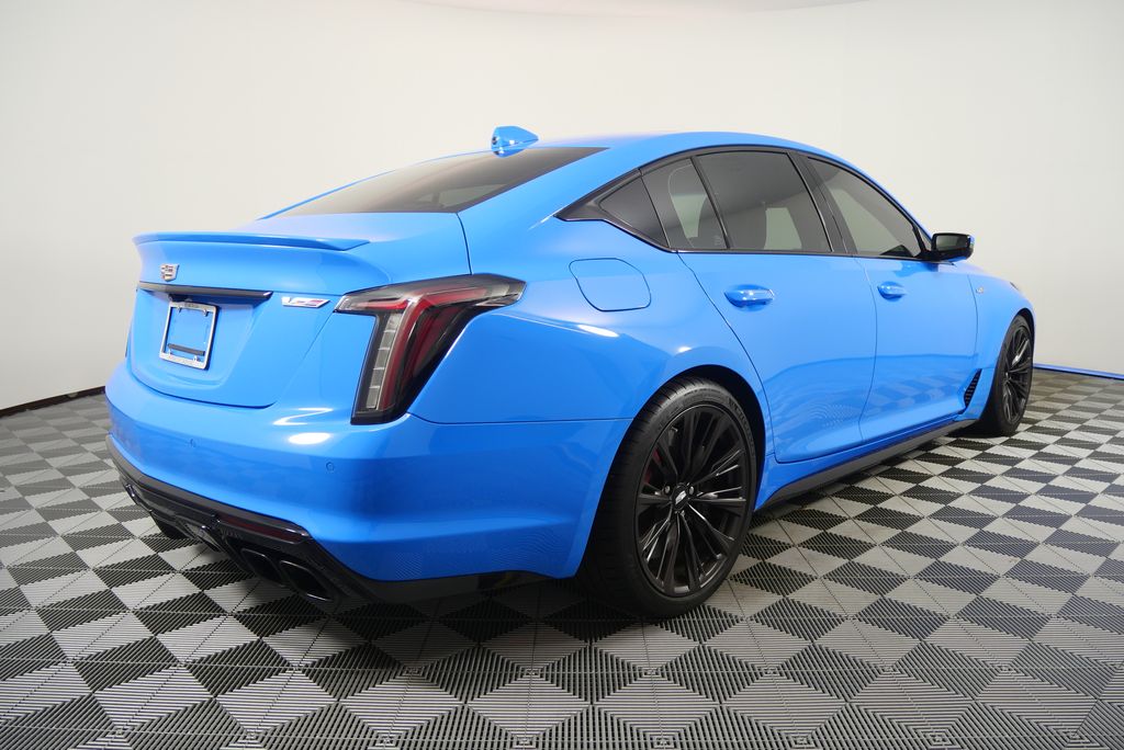 Thumbnail: 2023 Cadillac CT5 - 3