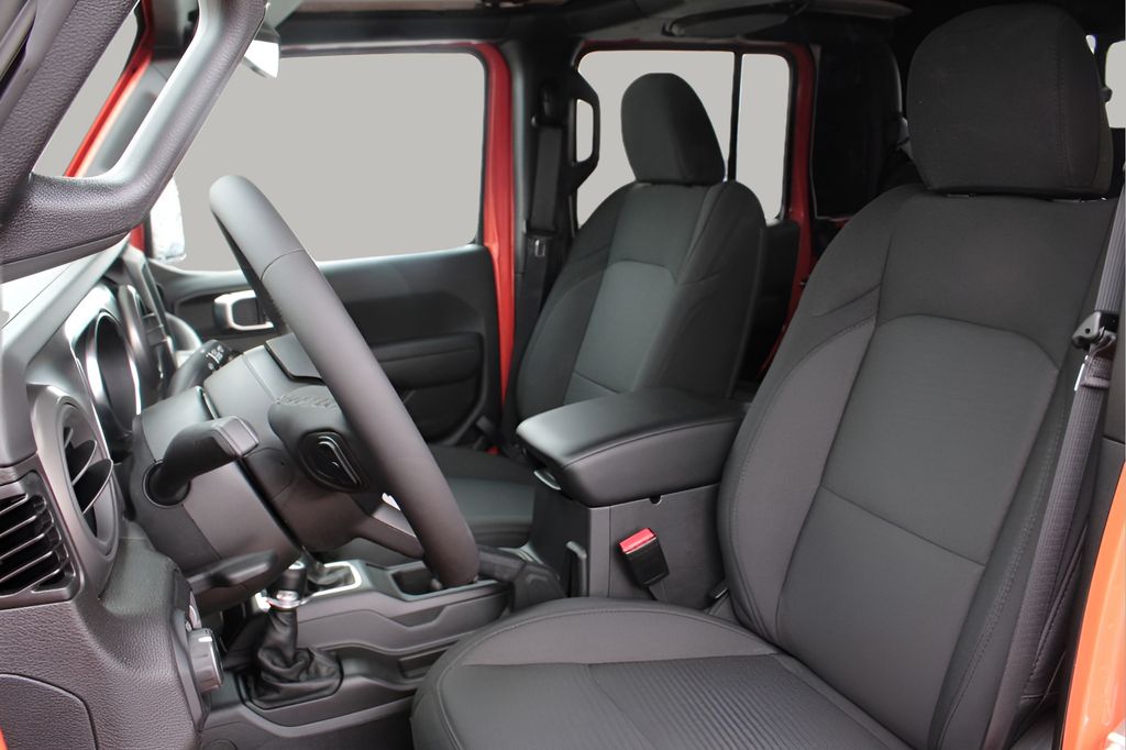 Used Car 2023 Jeep Gladiator  Willys For Sale Under $35,000 In Austin, Texas