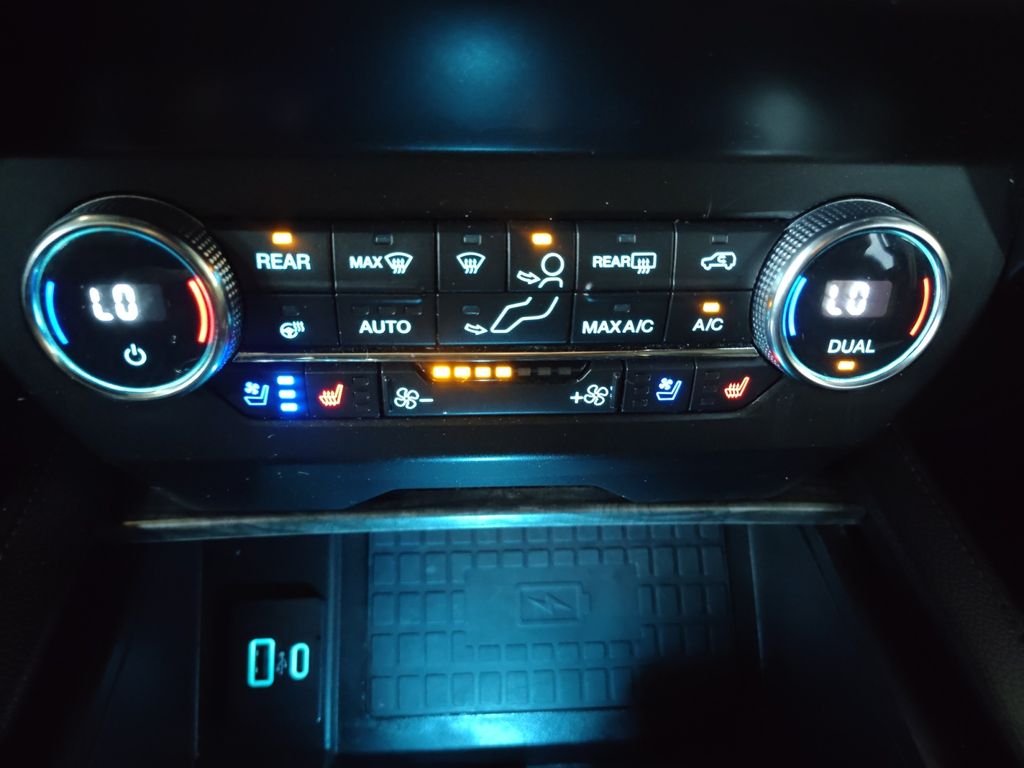 Used Car 2020 Ford Expedition Max  Limited For Sale Under $30,000 In Austin, Texas