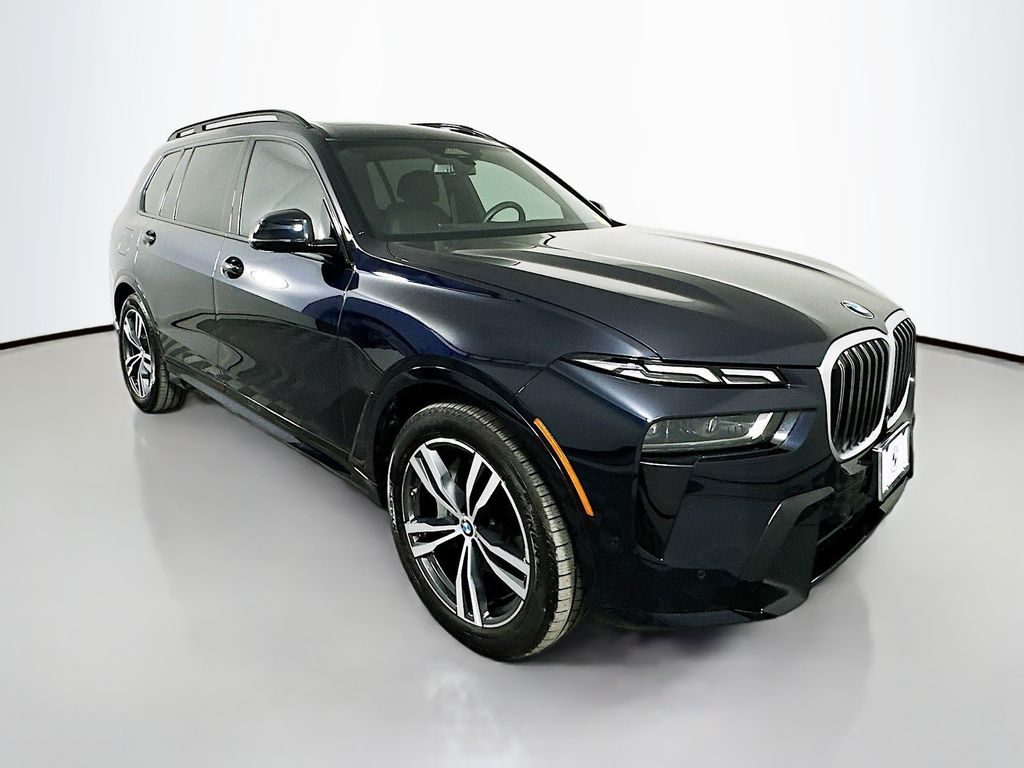 Thumbnail: 2025 BMW X7 - 3
