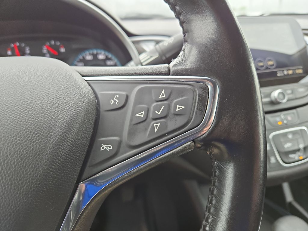 Used 2021 Chevrolet Malibu For Sale in Fort Wayne, IN