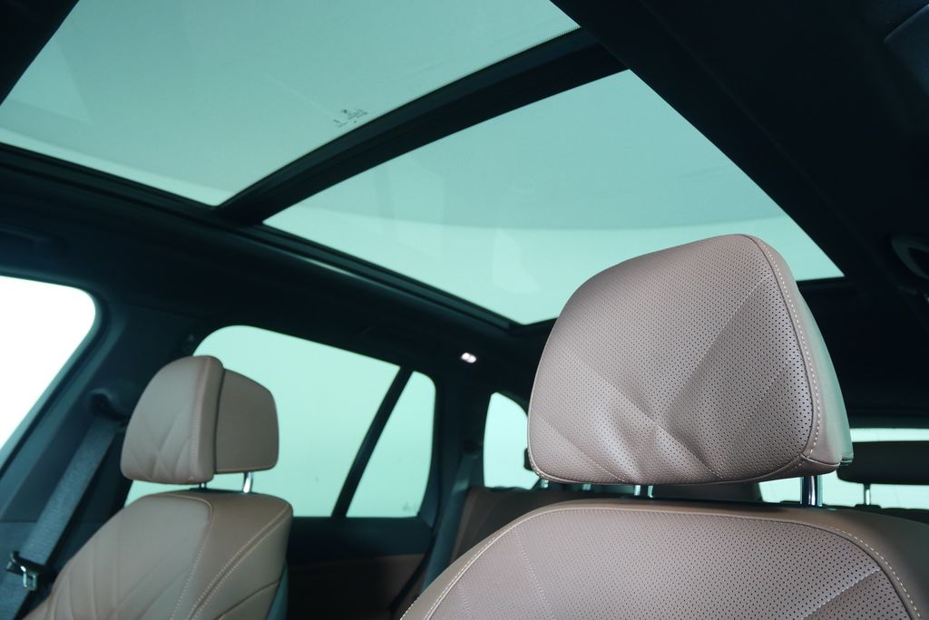 Thumbnail: 2024 BMW X5 - 12