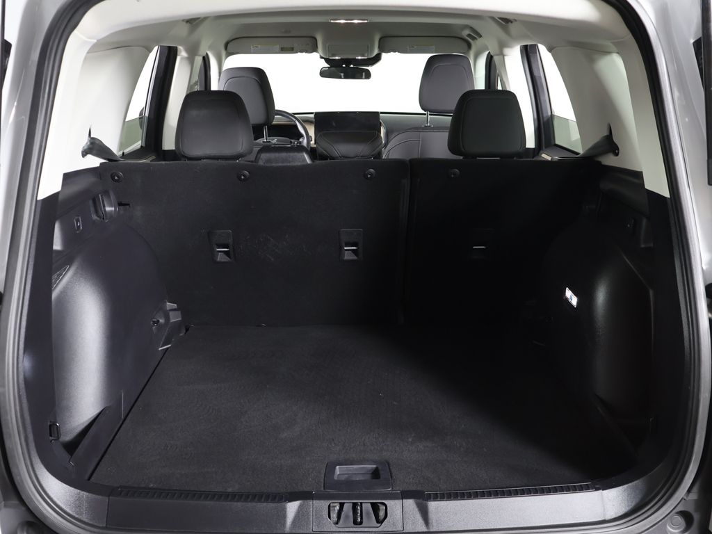 Used 2025 White Ford Big Bend image 18
