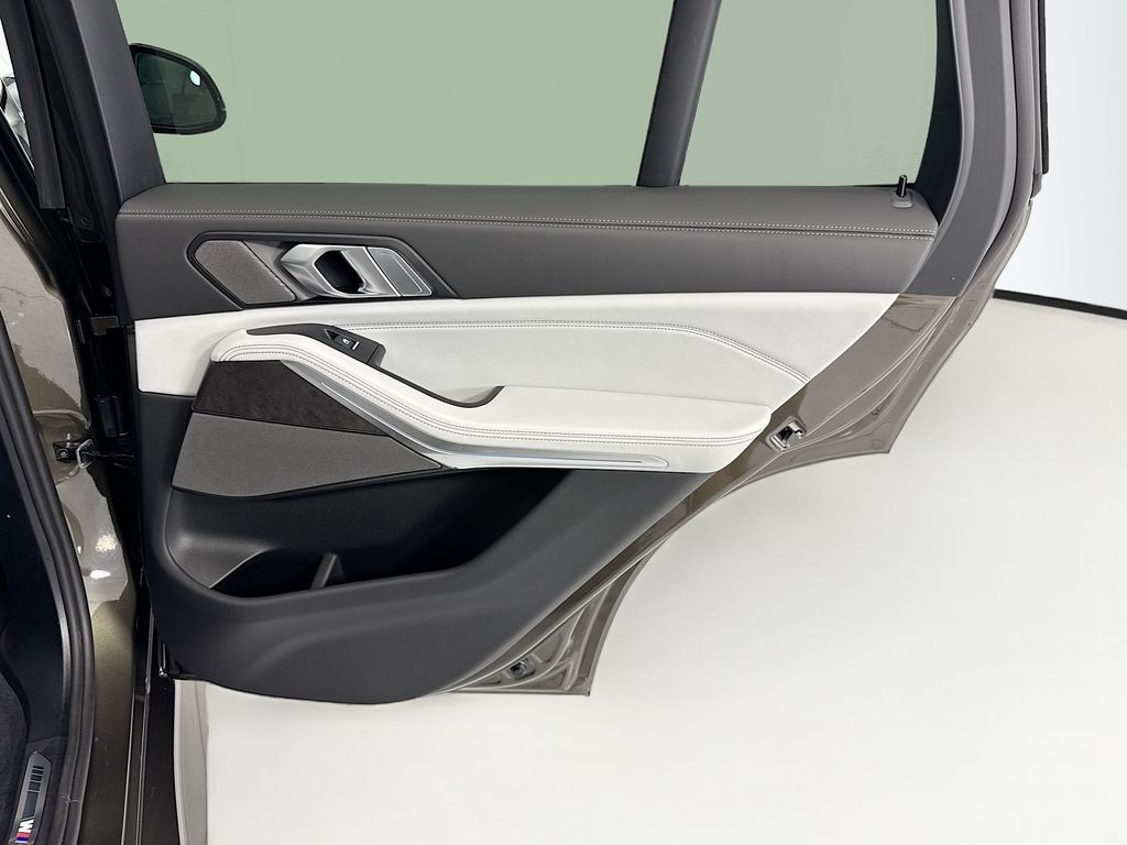 Thumbnail: 2026 BMW X5 - 26