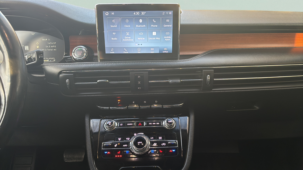 Used 2021 Silver Lincoln Reserve image 21