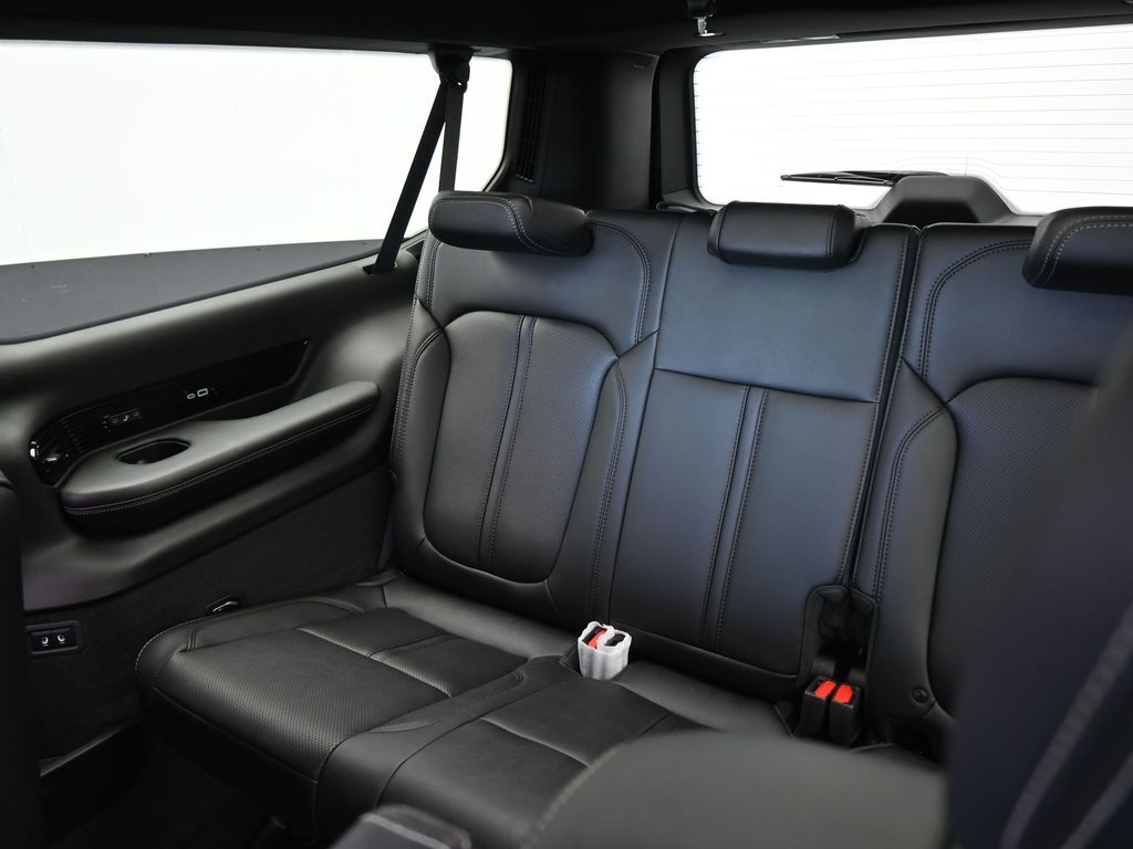 New 2026 High Gloss Black Jeep Summit Obsidian image 36