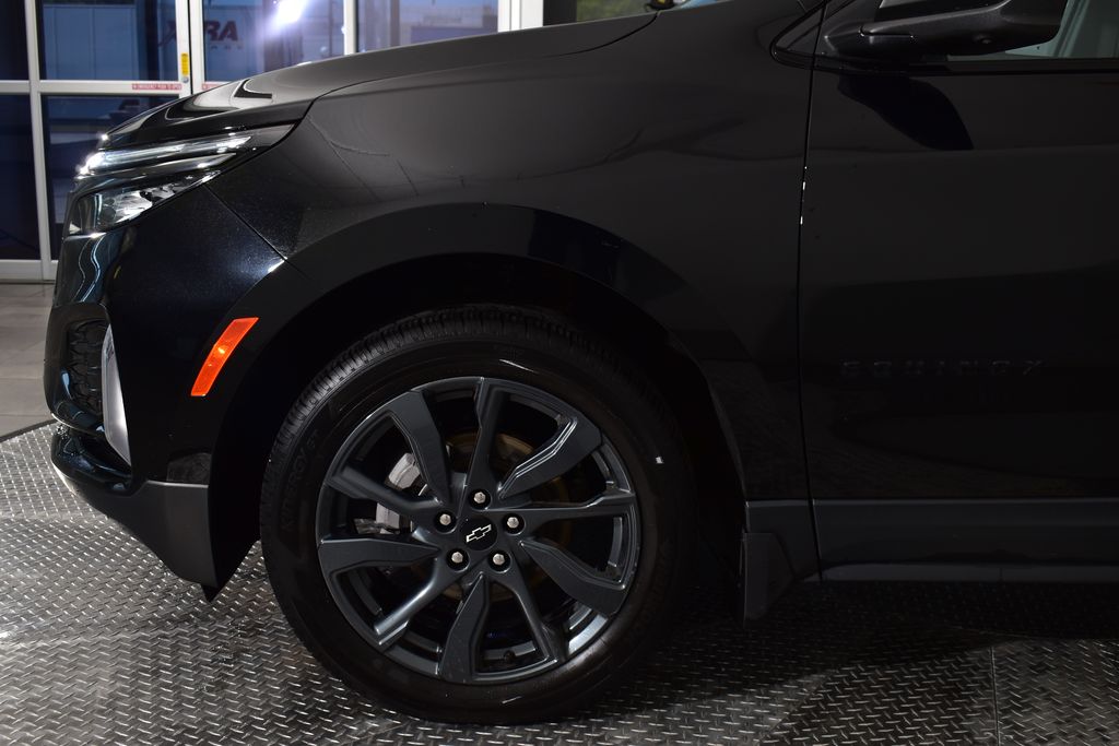 Thumbnail: 2023 Chevrolet Equinox - 9