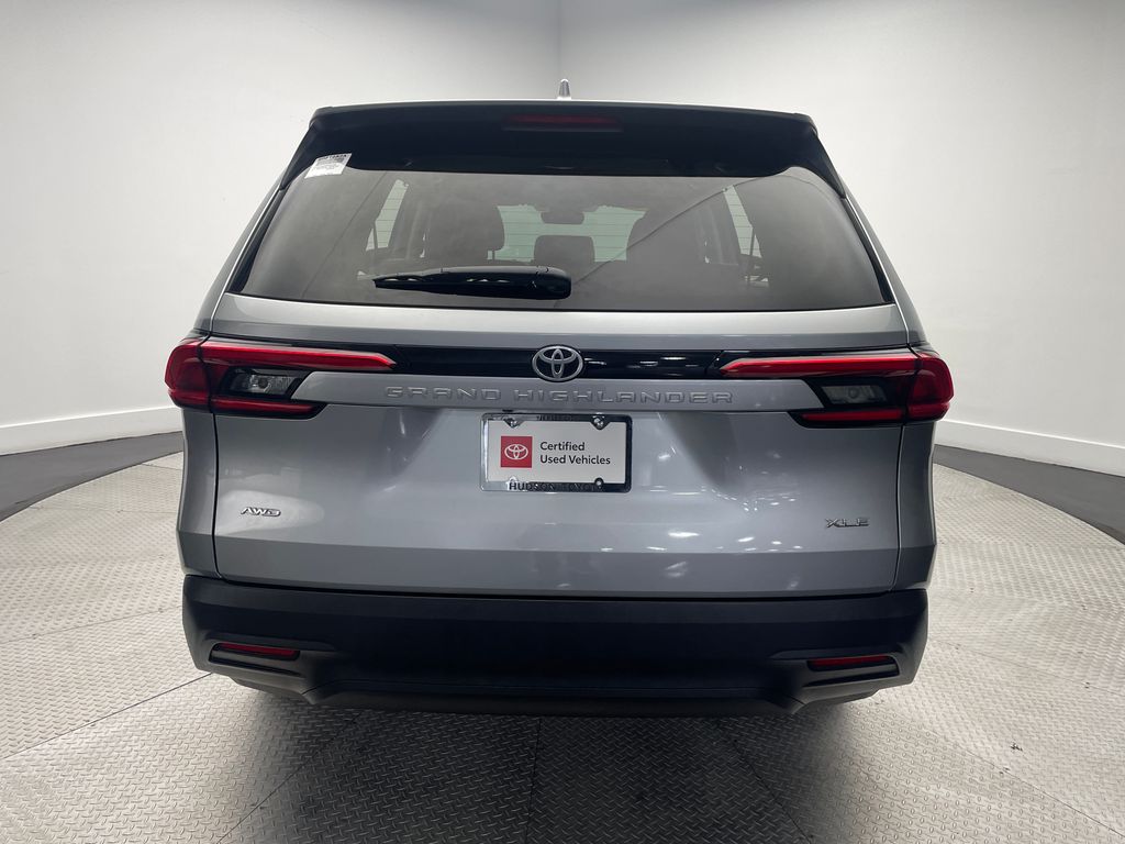 Thumbnail: 2024 Toyota Grand Highlander - 6