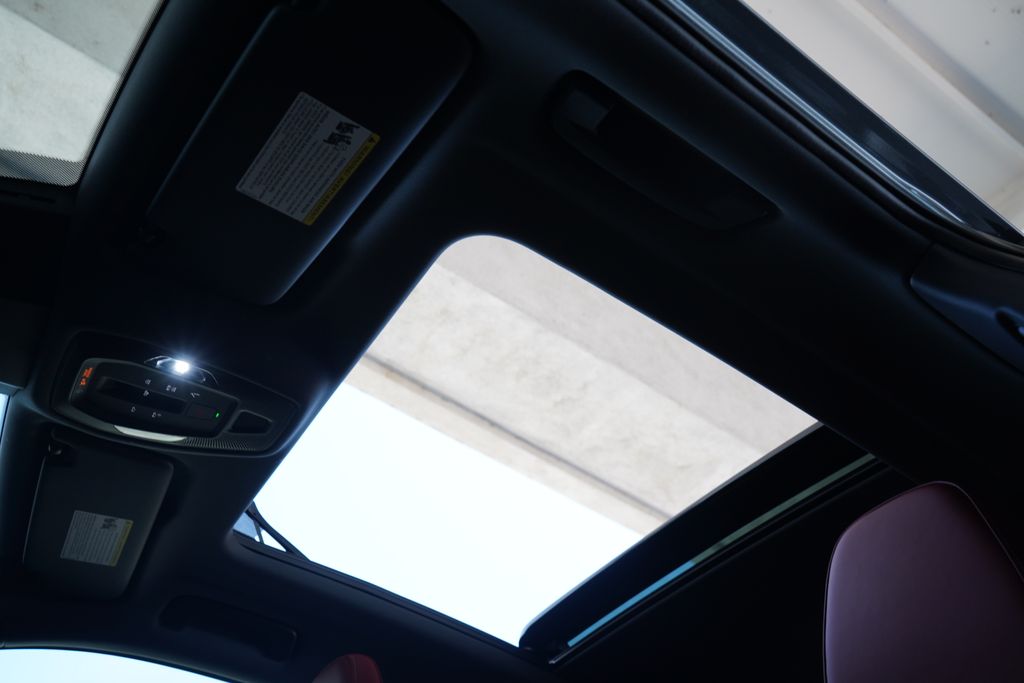Thumbnail: 2026 Audi SQ5 - 13