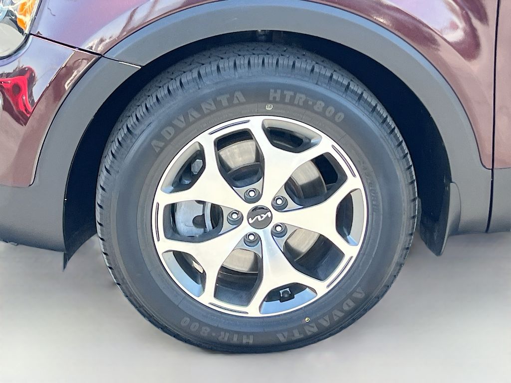 Used 2022 Purple Kia EX image 33