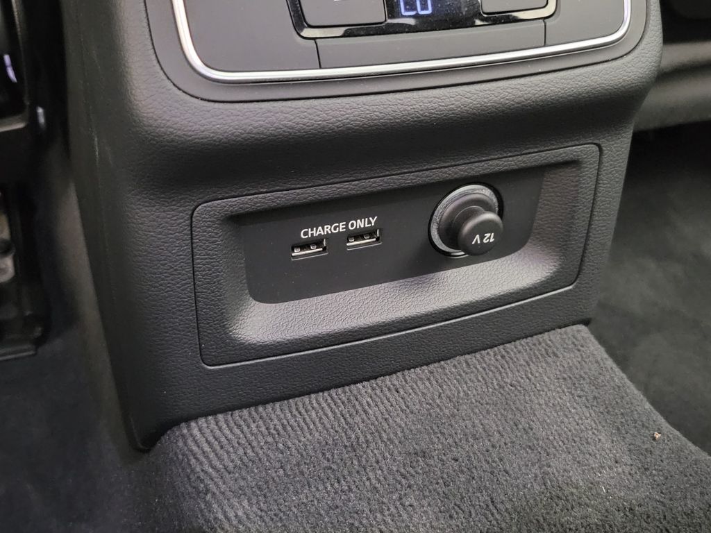 Thumbnail: 2023 Audi S4 - 21