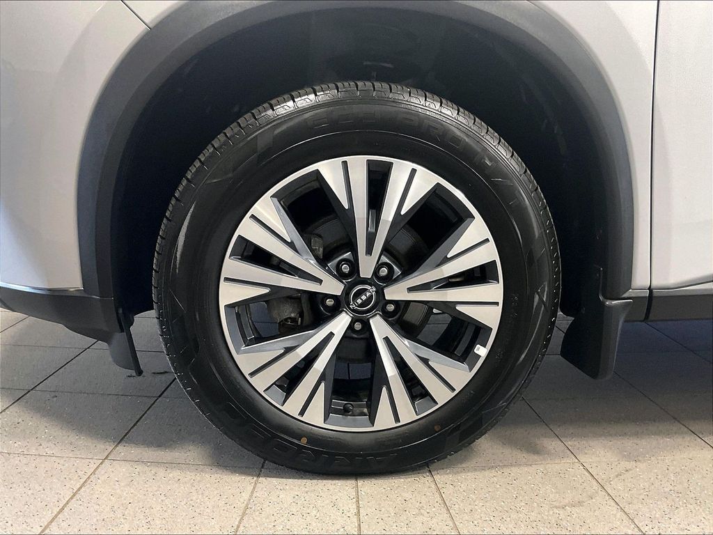 2023 Nissan Rogue — photo 7