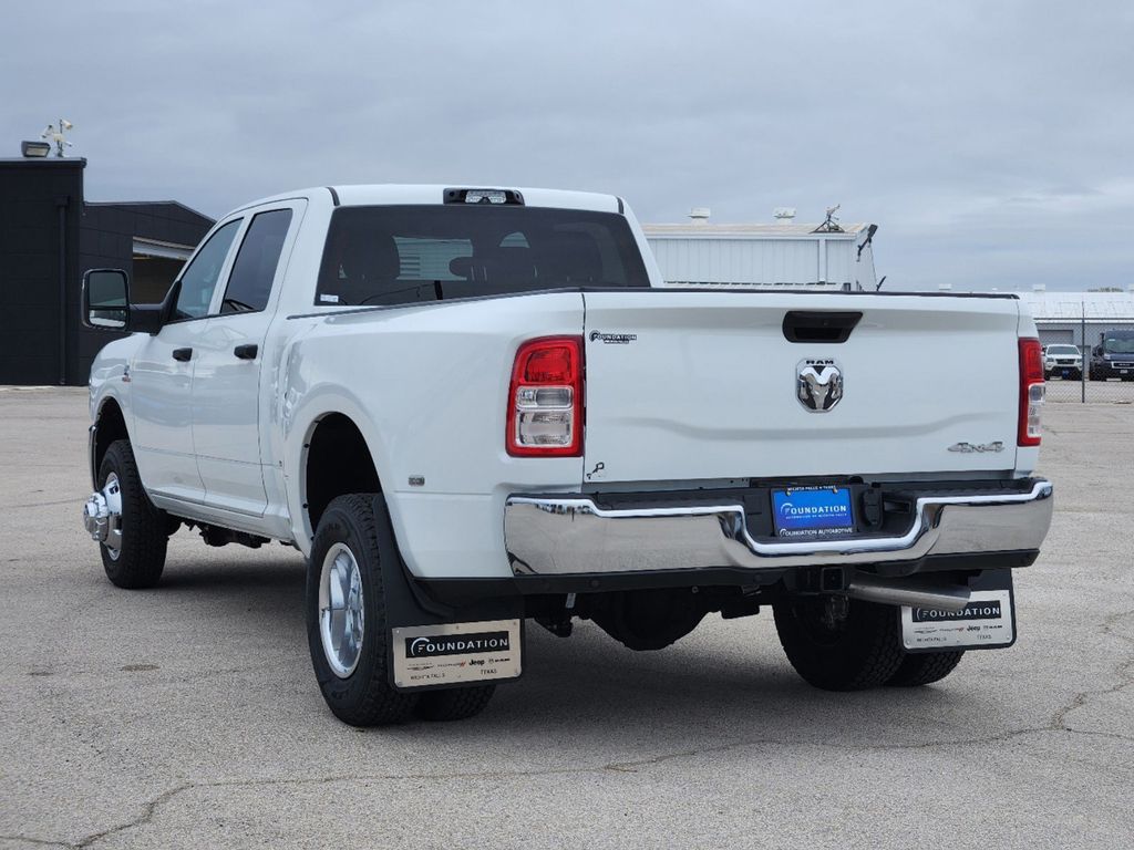 2024 Ram 3500 Tradesman 3