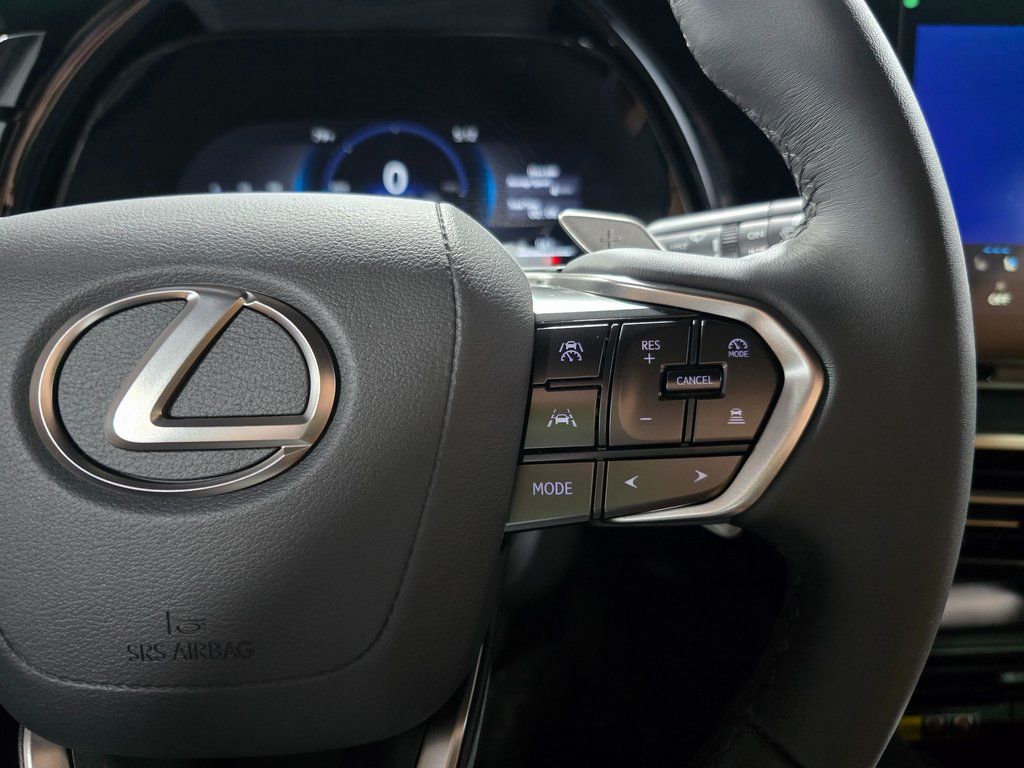 Thumbnail: 2026 Lexus RX - 17