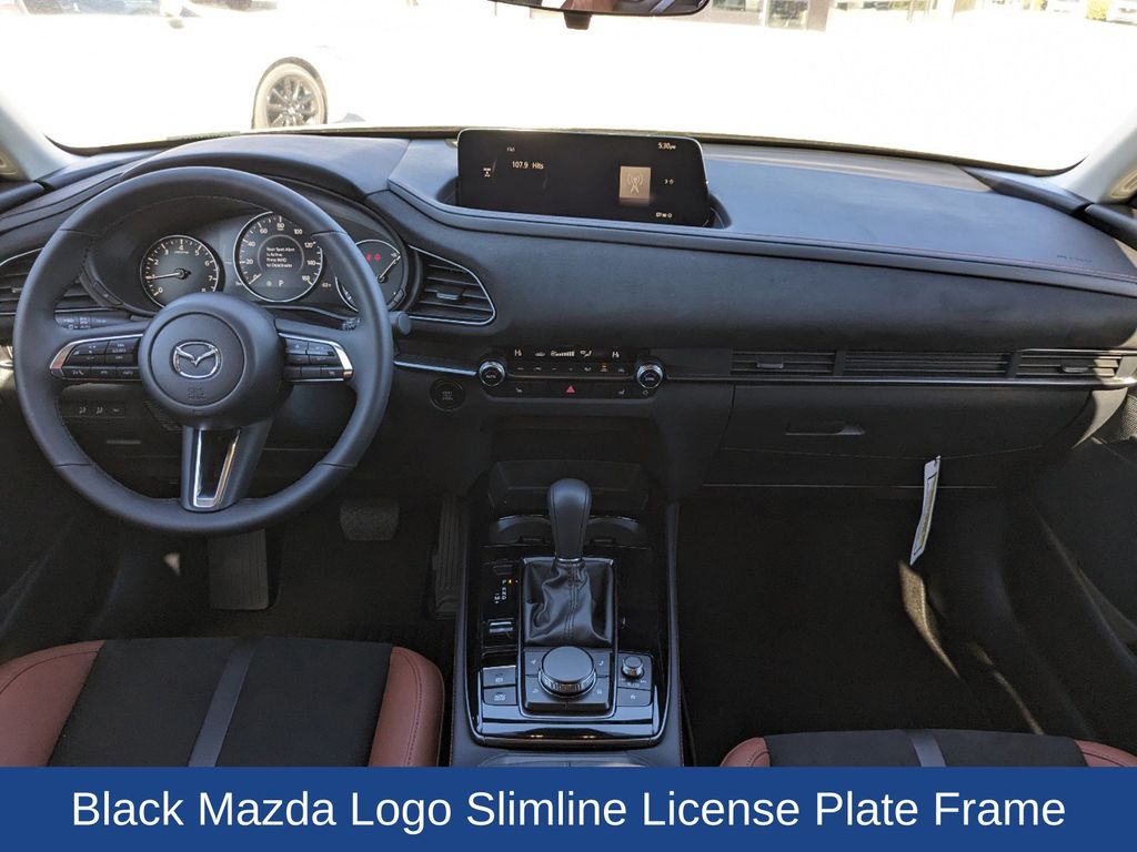 2025 Mazda CX-30 2.5 Carbon Turbo
