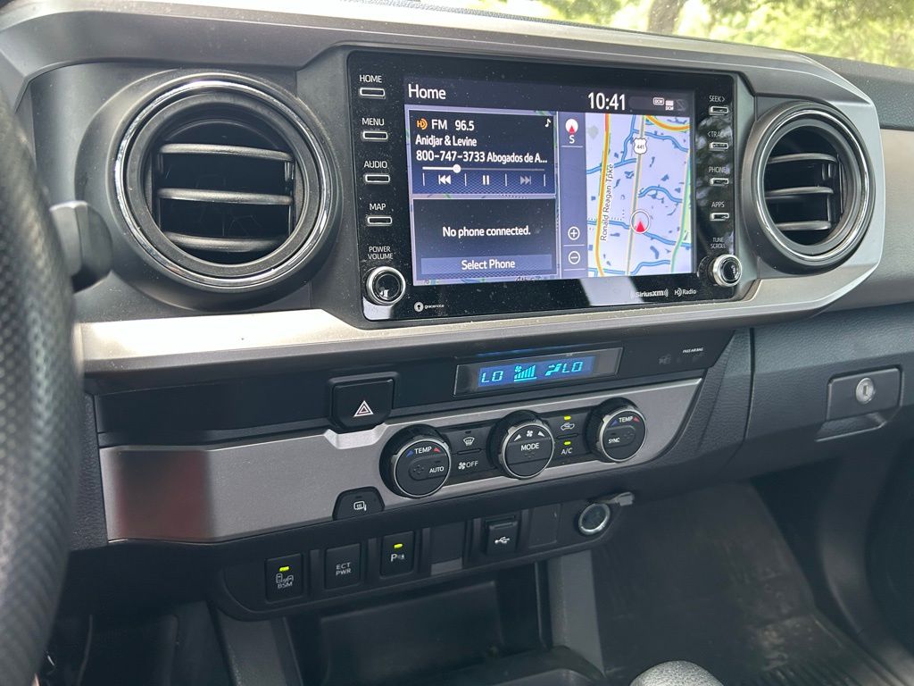2022 Toyota Tacoma SR5 18