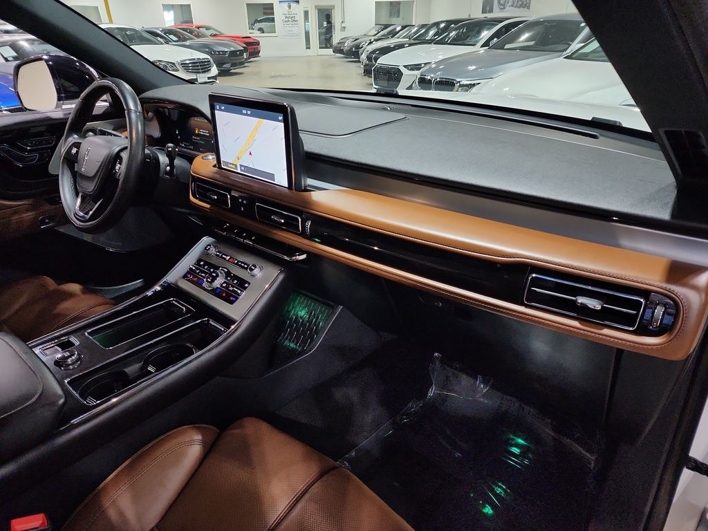 2020 Lincoln Aviator Reserve photo