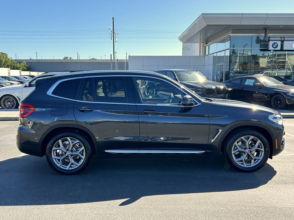 2021 BMW X3 xDrive30i 6