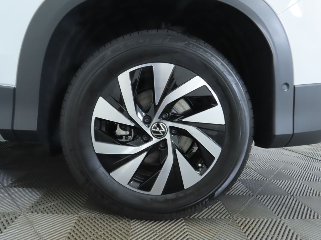 Thumbnail: 2026 Volkswagen Tiguan - 31