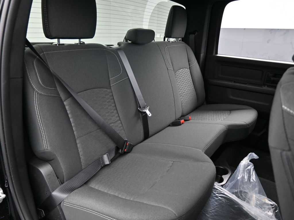 New 2026 Diamond Black Crystal Pearlcoat Ram Tradesman image 39