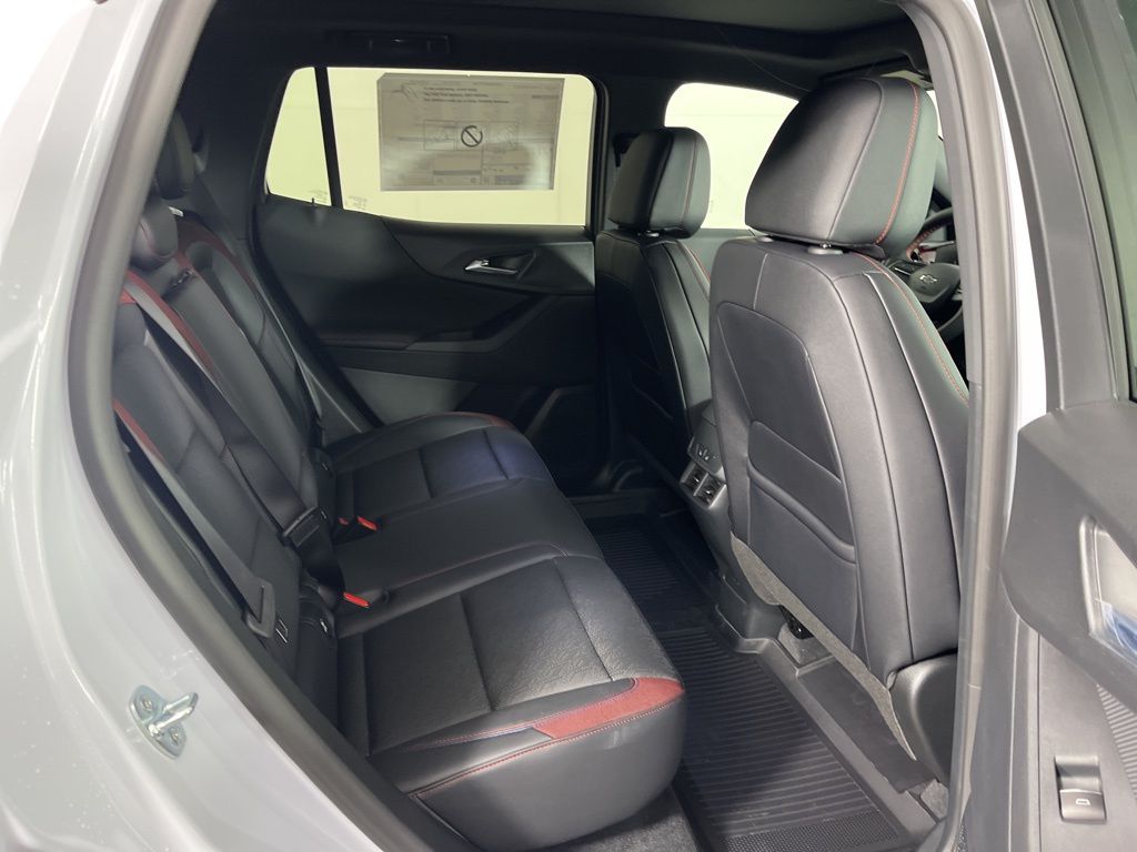 Thumbnail: 2026 Chevrolet Equinox - 11