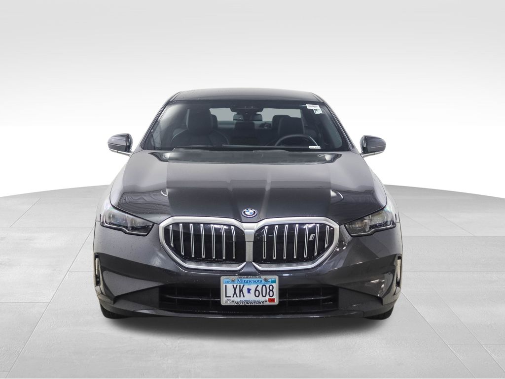 Thumbnail: 2025 BMW i5 - 8