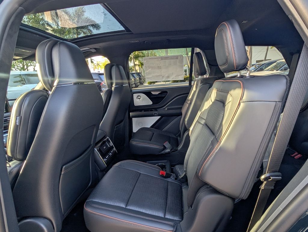 new 2026 Lincoln Aviator car, priced at $89,765