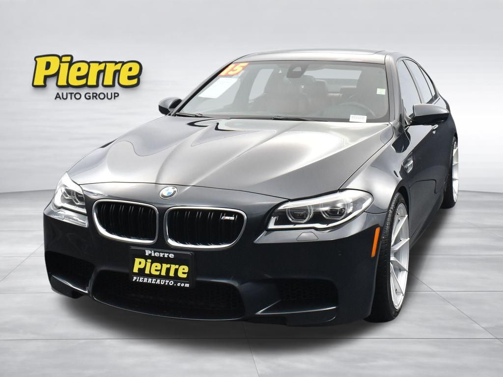 2015 BMW M5 RWD