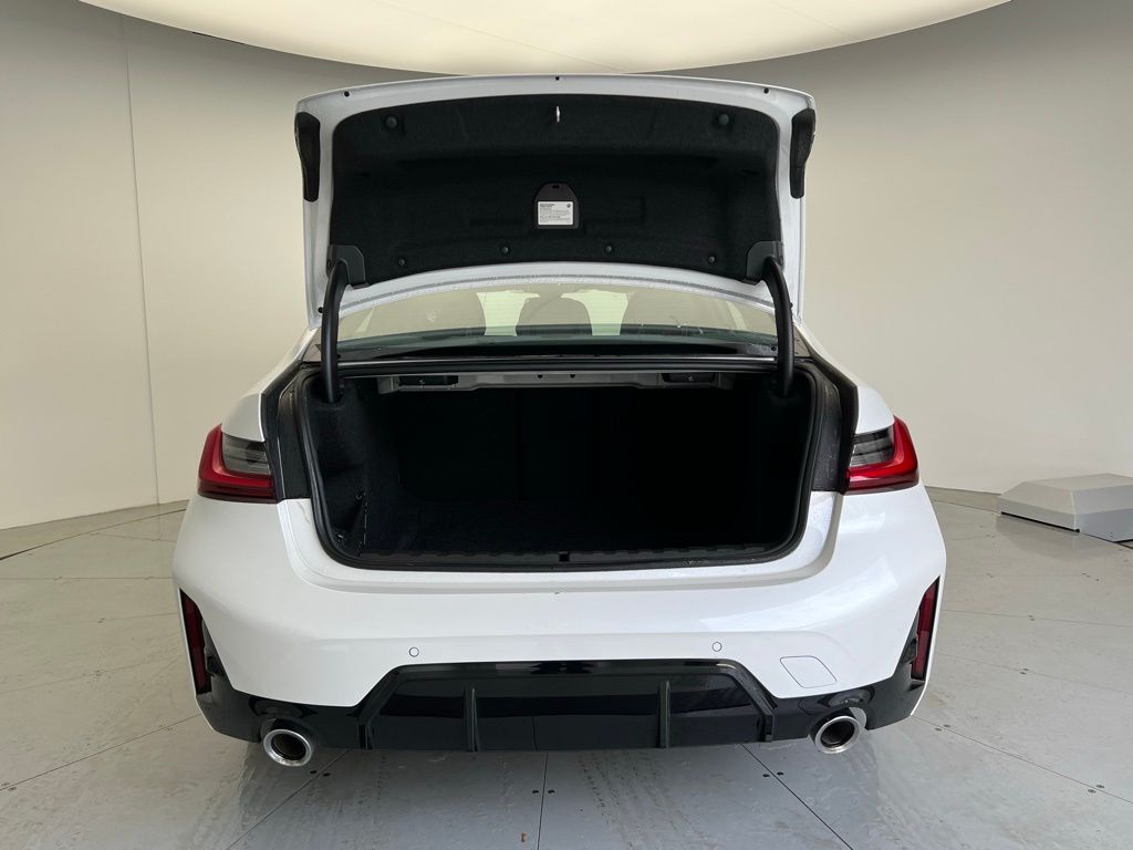 2024 BMW 3 Series 330i xDrive 5
