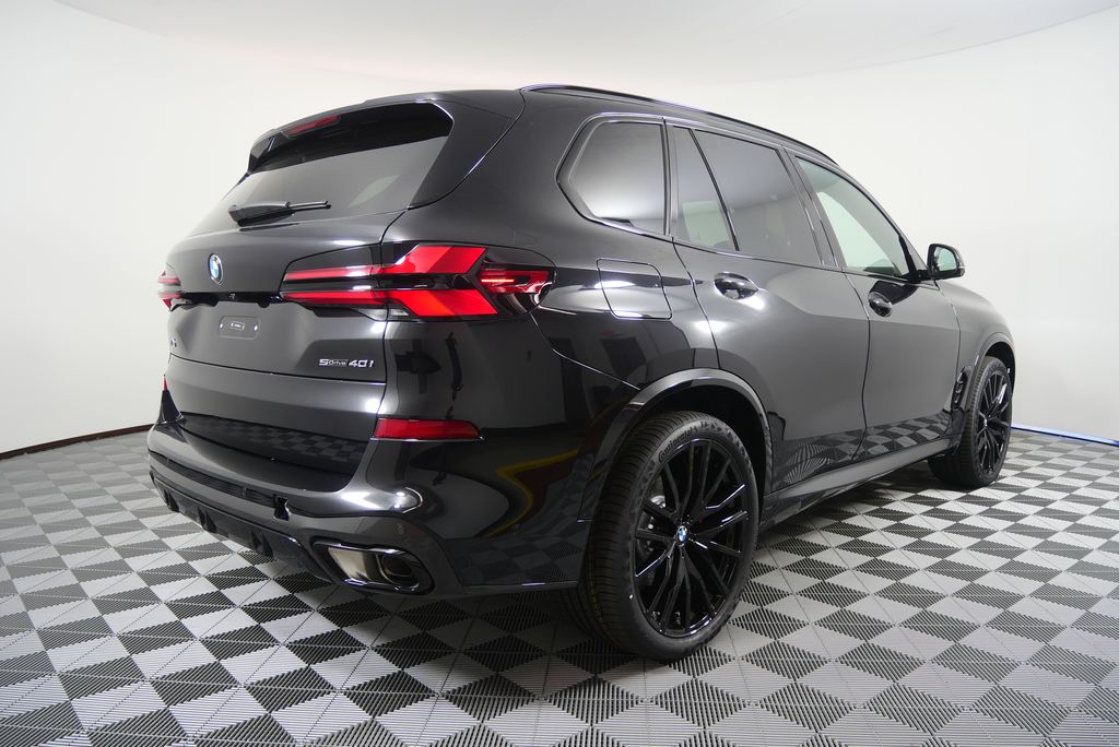 Thumbnail: 2026 BMW X5 - 3