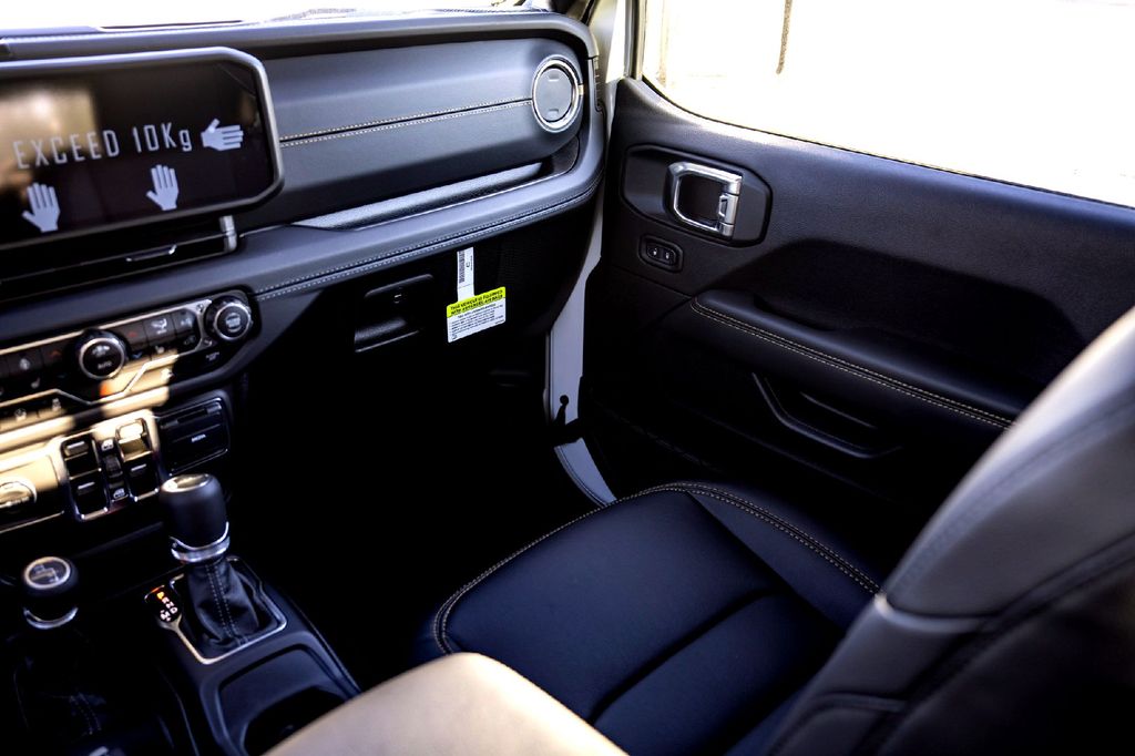 New Car 2025 Jeep Gladiator  For Sale Under $50,000 In Taylor, Texas