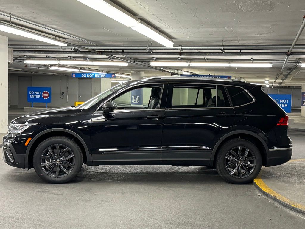 2024 Volkswagen Tiguan 2.0T SE 30