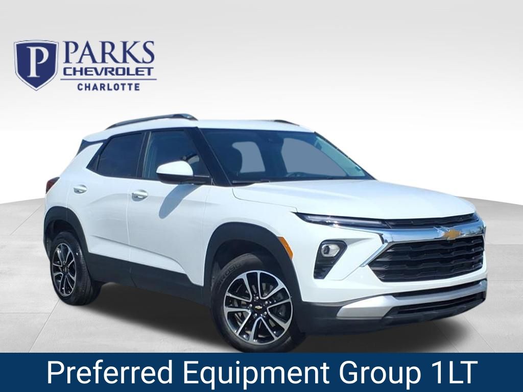 Summit White 2024 Chevrolet Trailblazer LT FWD SUV / Crossover Front-Wheel Drive Continuously Variable Transmission