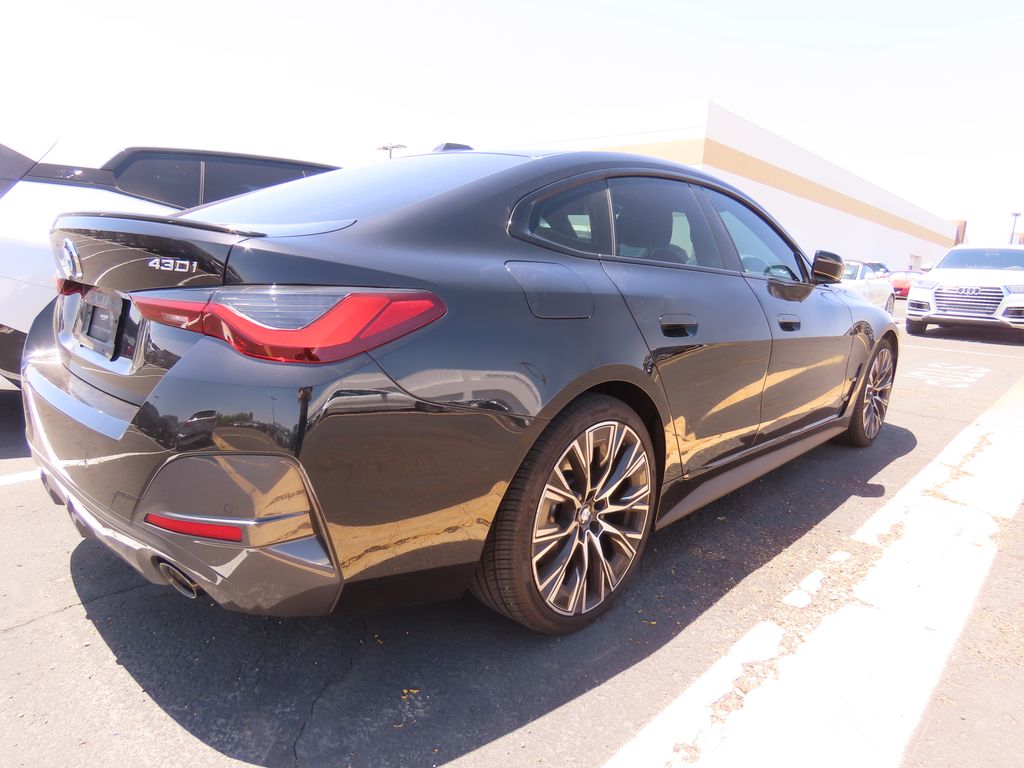 Thumbnail: 2023 BMW 4 Series - 3