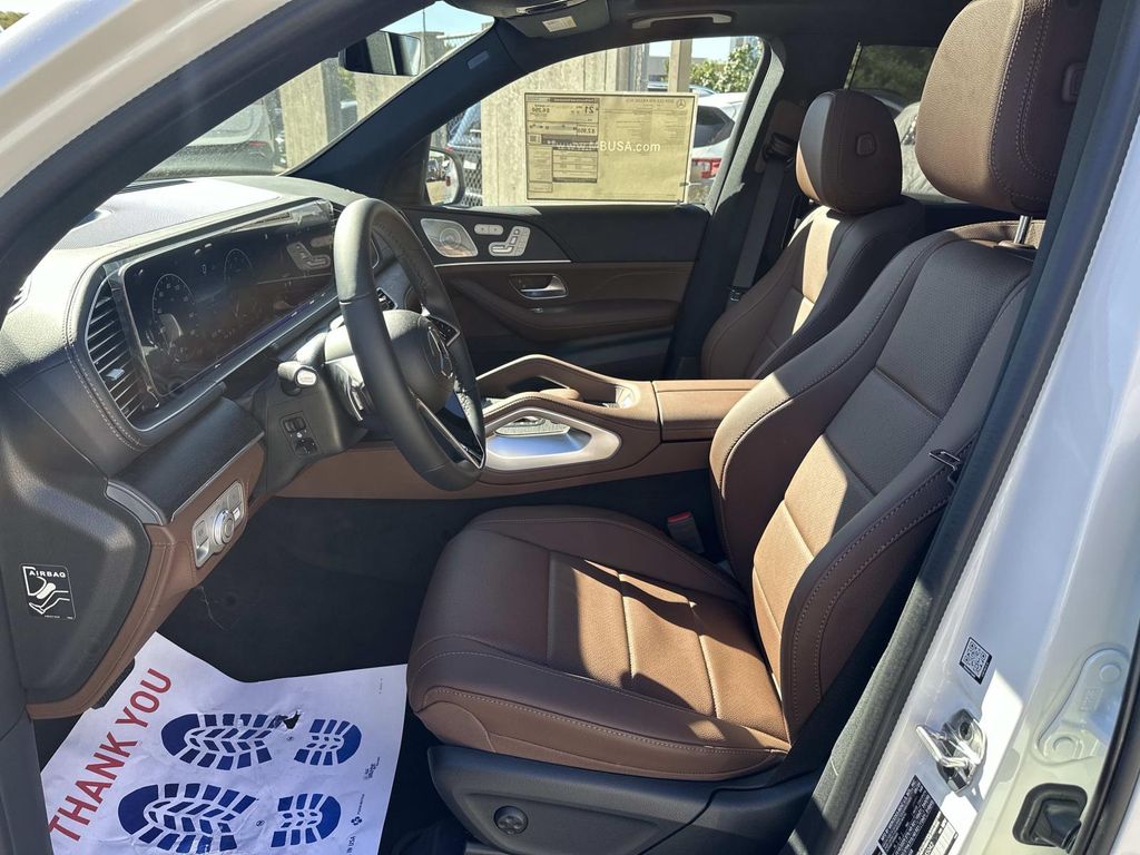 Thumbnail: 2026 Mercedes-Benz GLE - 16