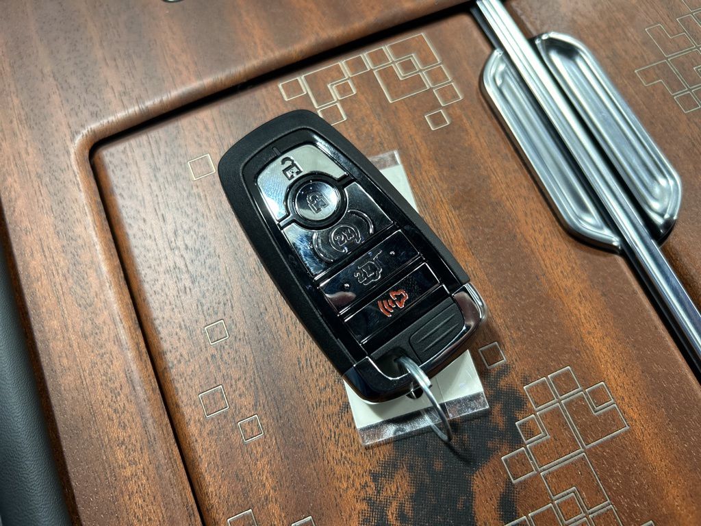 new 2026 Lincoln Navigator car, priced at $124,725