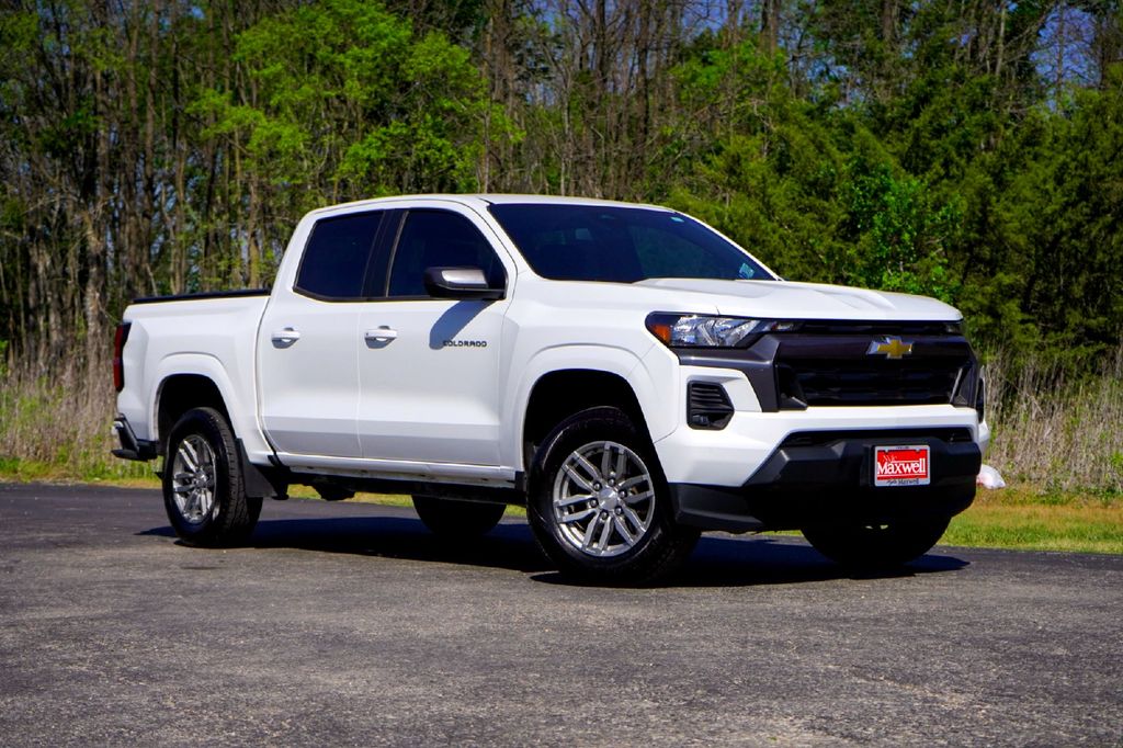 Used Car 2024 Chevrolet Colorado  Lt For Sale Under $30,000 In Taylor, Texas