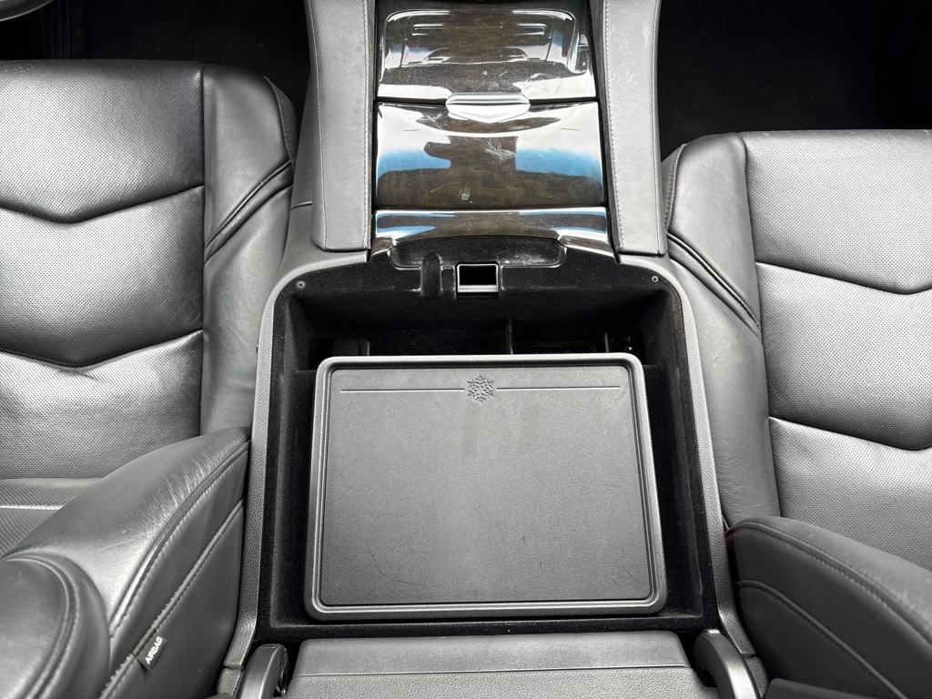 2019 Crystal White Tricoat Cadillac Escalade Platinum Edition 4X4 SUV