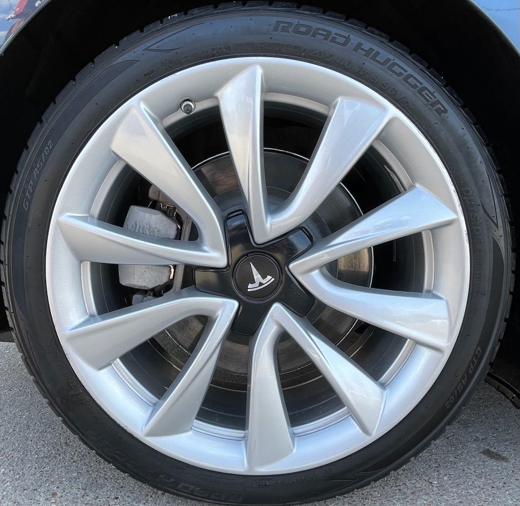 2018 Tesla Model 3 Long Range Black at Autostrade