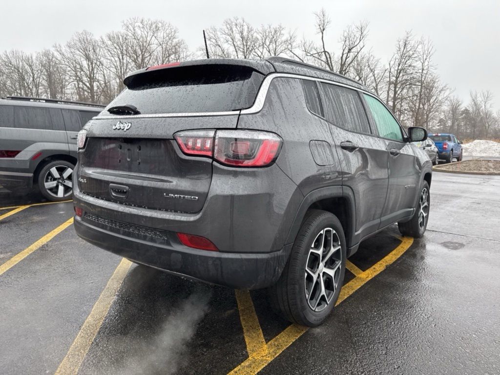 Used 2024 Gray Jeep Limited image 13