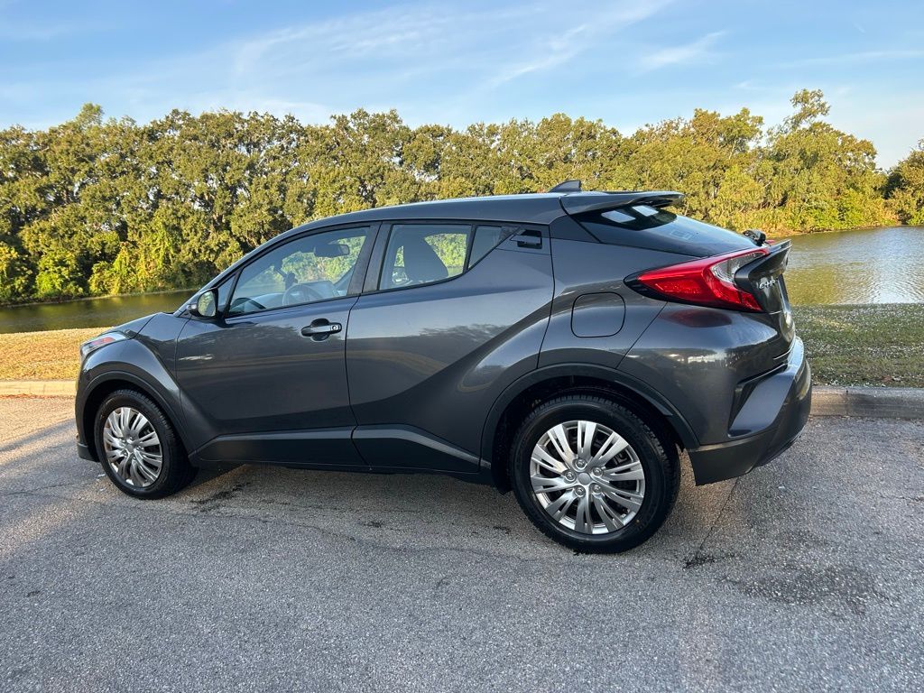 Thumbnail: 2019 Toyota C-HR - 3