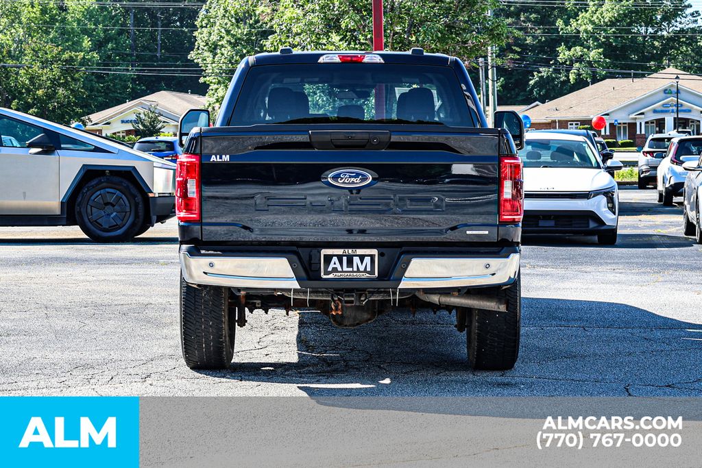 Used 2022 Blue Ford XLT image 12