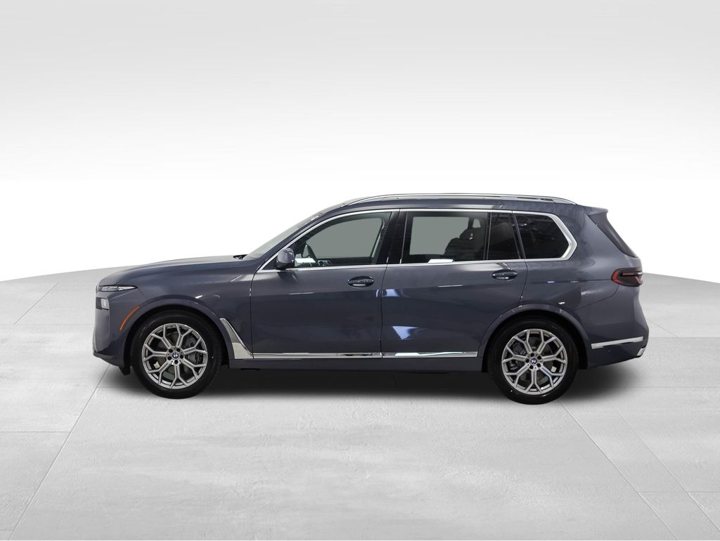 2025 BMW X7 xDrive40i 2